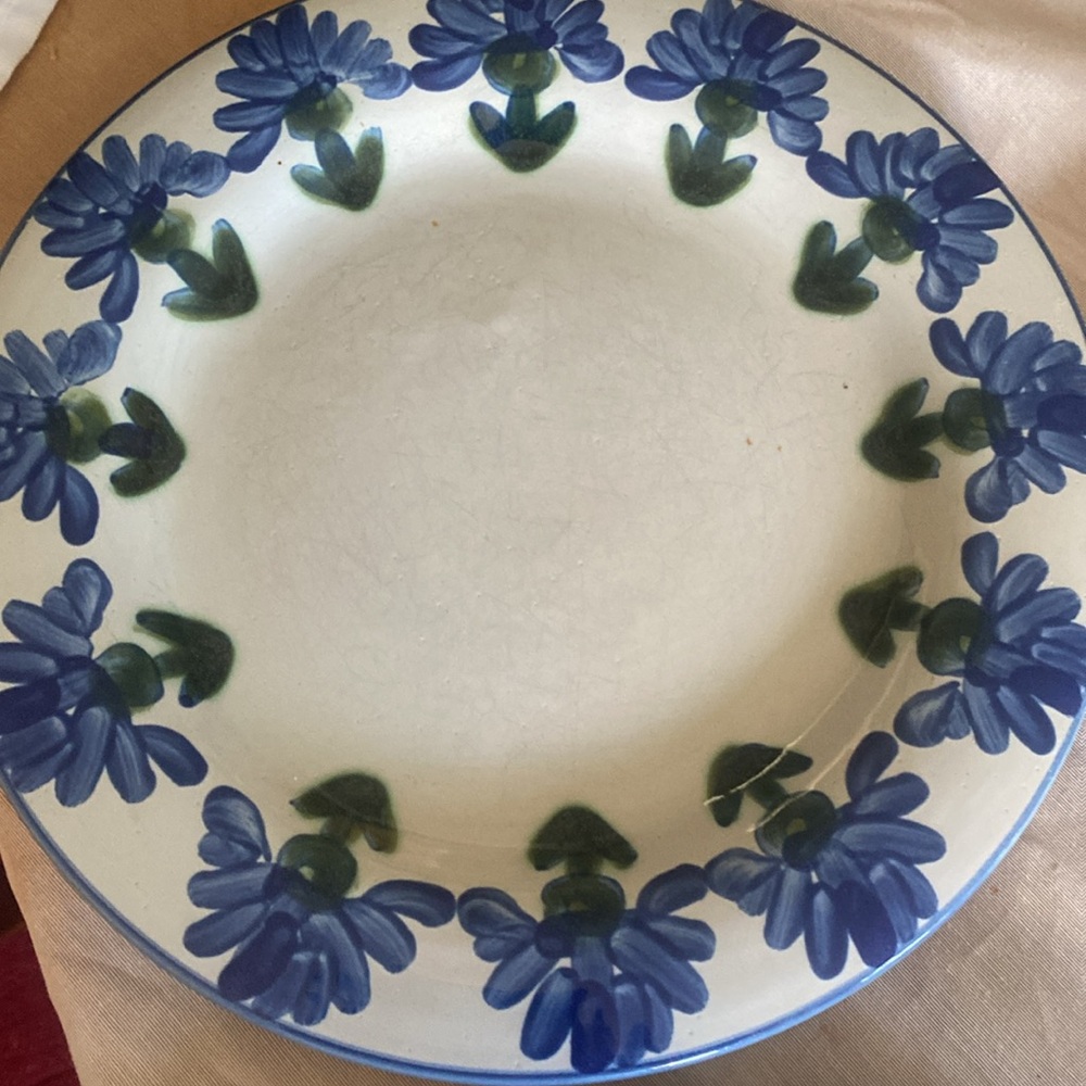 Louisville Stoneware Cornflower Bachelor Button Dinner Plates - Picture 2 of 3